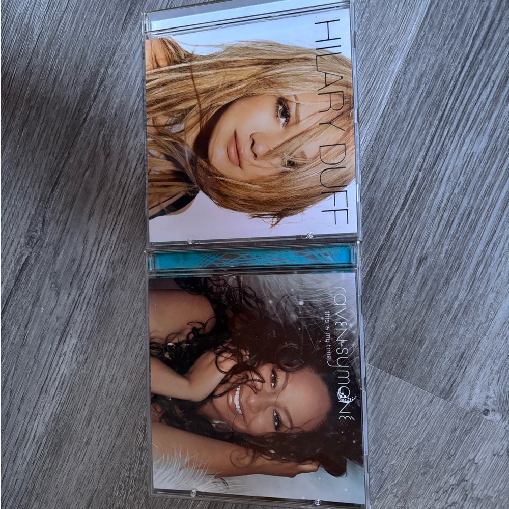 Hilary Duff and Raven-Symoné CD Set